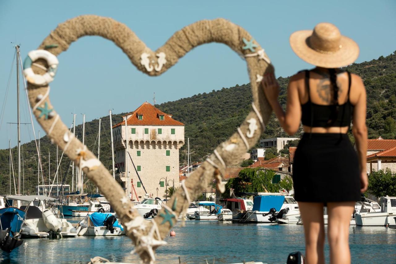 Marinus Beach Hotel Marina Exterior photo