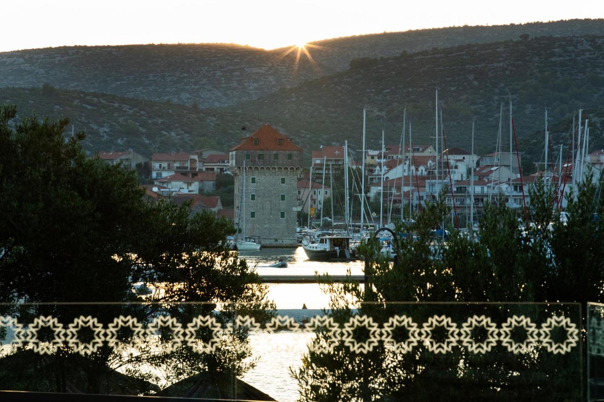 Marinus Beach Hotel Marina Exterior photo